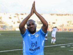 Legenda Hidup PSG Jay-Jay Okocha Tebar Mantra Juara: Bisakah Paris Taklukkan Arsenal di Puncak Eropa?