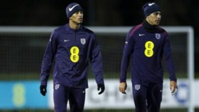 Geger! Legenda Inggris Sarankan Bintang Aston Villa Gantikan Bellingham di Timnas!
